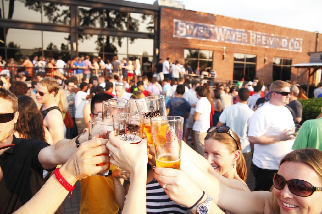 Sweetwater Cheers on Patio - web